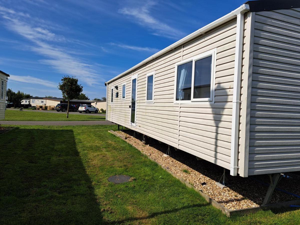 Mablethorpe Beach Van *